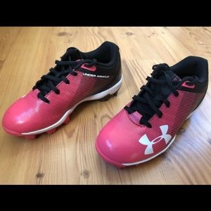 Under Armour girls cleats